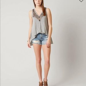 Gimmicks By BKE Tank size Small Buckle!